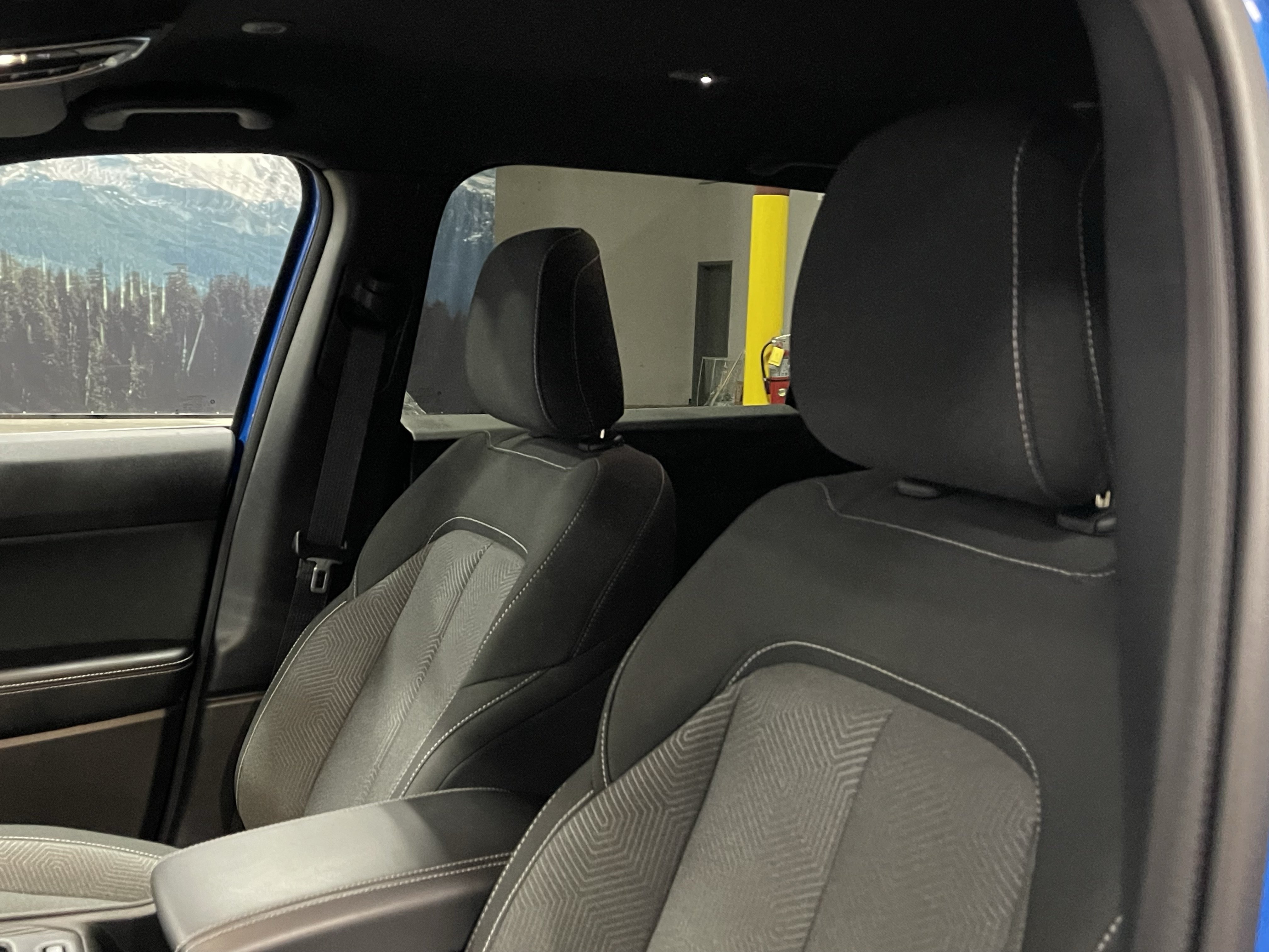 Certified 2026 Jeep Cherokee Laredo AWD/4WD image 19