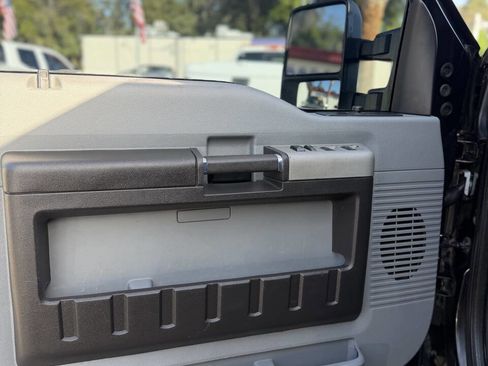 Used 2015 Ford F250 XLT image 18