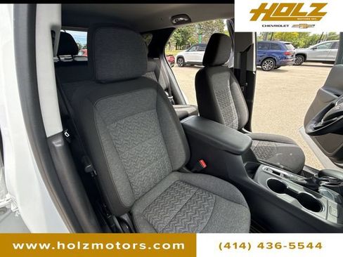 Certified 2023 Chevrolet Equinox LT FWD image 26