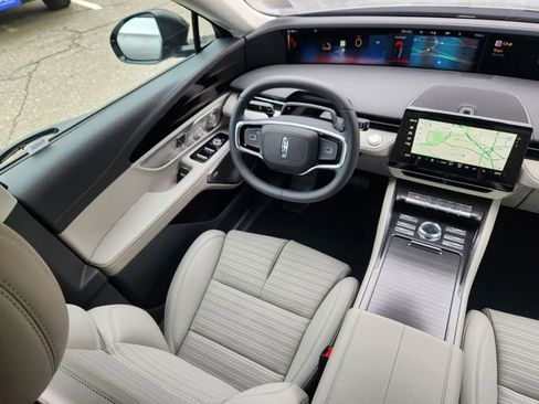 New 2026 Lincoln Nautilus Reserve image 10