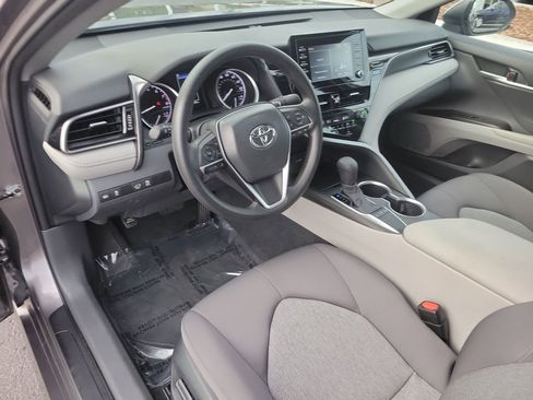 Used 2024 Toyota Camry LE image 18