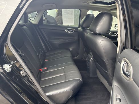 Used 2017 Nissan Sentra SR Turbo w/ SR Turbo Premium Package image 10