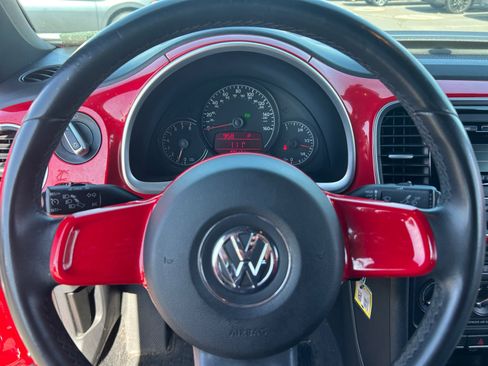Used 2012 Volkswagen Beetle 2.5 FWD image 9