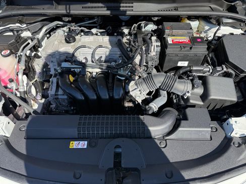 Used 2020 Toyota Corolla LE w/ LE Convenience Package image 20