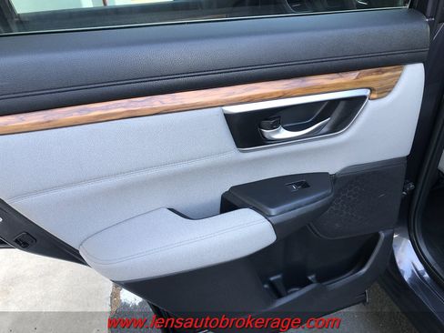 Used 2017 Honda CR-V EX image 16