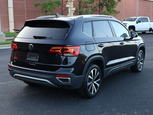 Used 2024 Volkswagen Taos SE FWD image 29