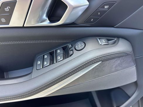 New 2026 BMW X5 xDrive40i w/ Premium Package image 13