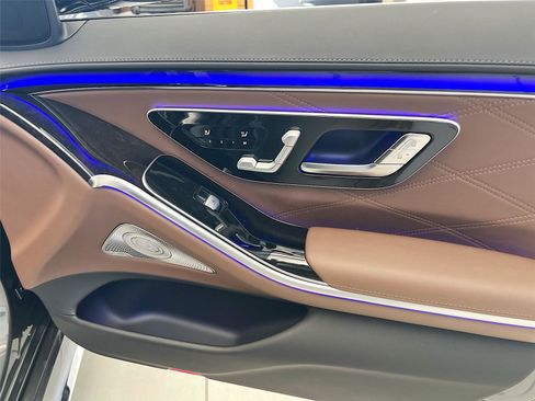 New 2026 Mercedes-Benz S 63 AMG S image 27