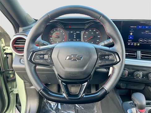 Used 2024 Chevrolet Trax RS w/ Driver Confidence Package image 11