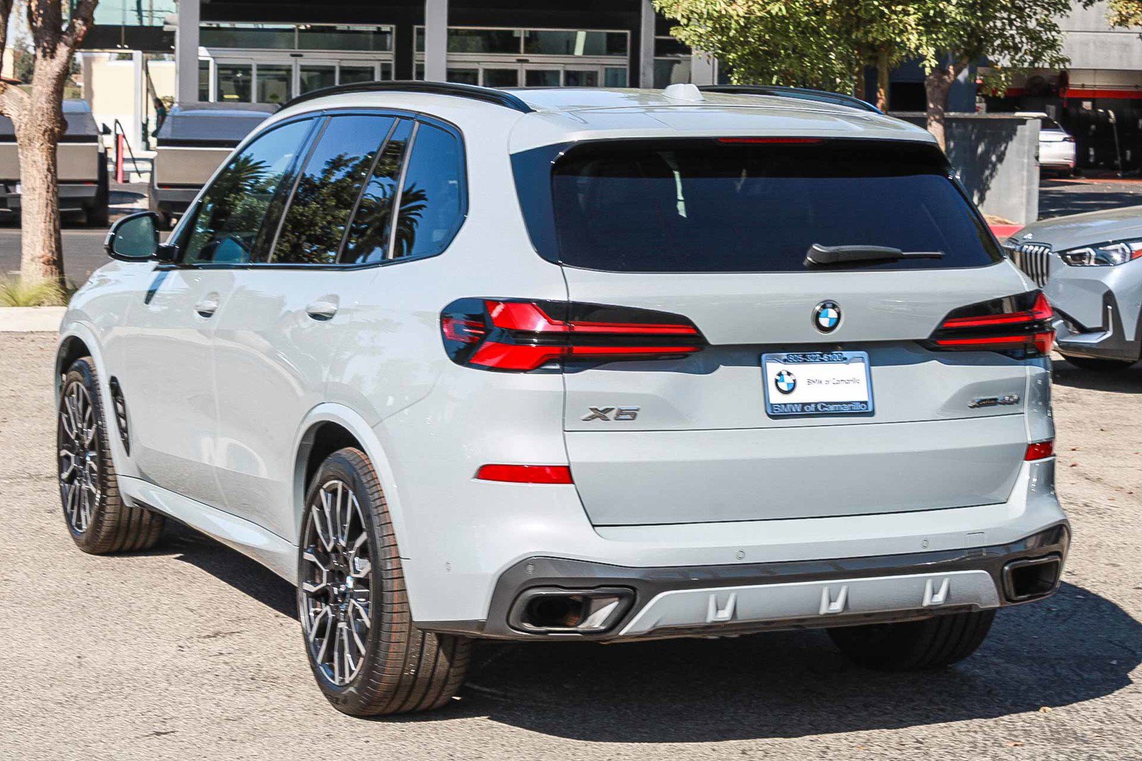 Used 2025 BMW X5 xDrive40i w/ Executive Package AWD/4WD image 4