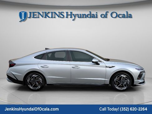 New 2026 Hyundai Sonata SEL image 2