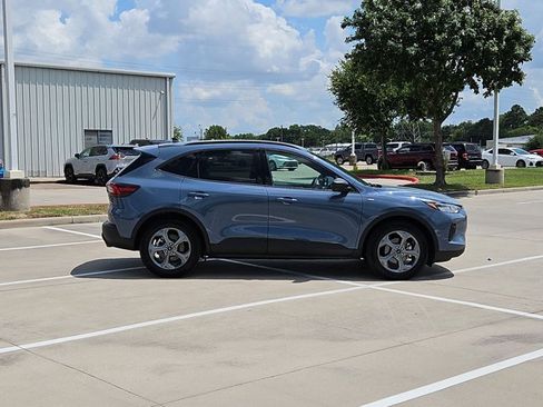 Used 2025 Ford Escape ST-Line FWD image 4
