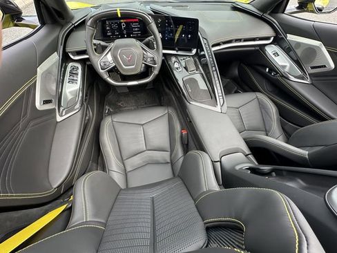 Used 2024 Chevrolet Corvette Z06 RWD image 12