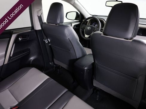 Used 2014 Toyota RAV4 Limited image 42