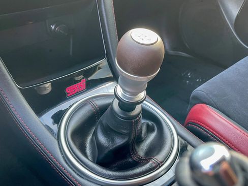 Used 2018 Subaru WRX STI w/ Popular Package #1 image 34