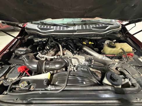 Used 2019 Ford F250 Platinum w/ Platinum Ultimate Package AWD/4WD image 20