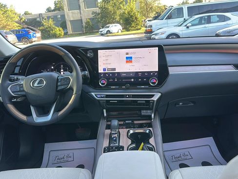 Used 2025 Lexus RX 350 w/ Convenience Package AWD/4WD image 16