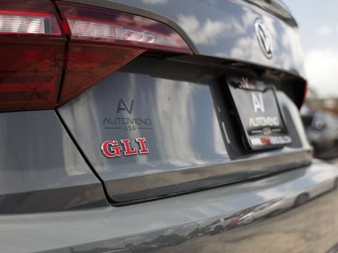 Used 2021 Volkswagen Jetta GLI FWD image 45