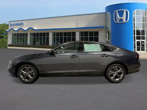 New 2026 Honda Accord EX-L image 2