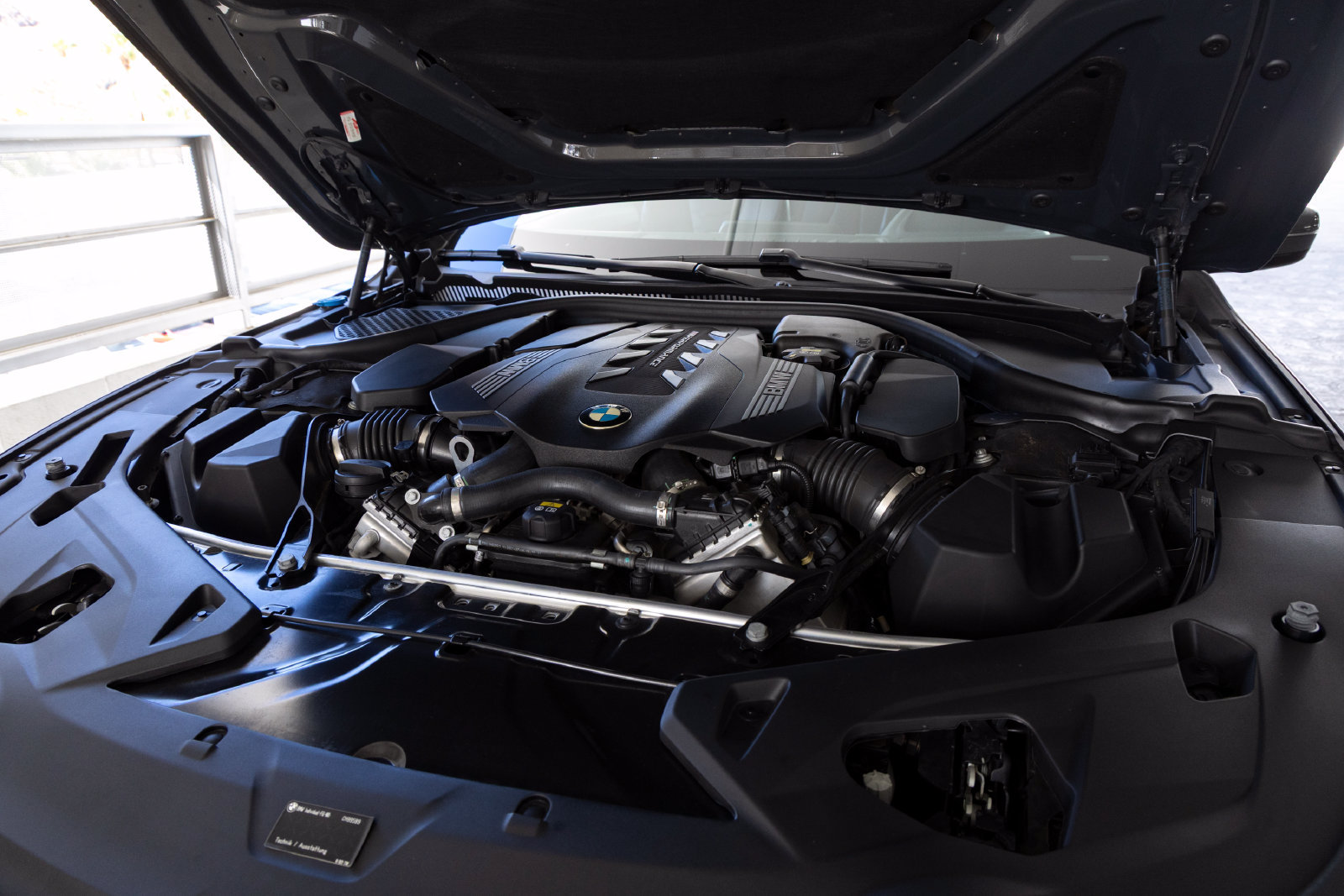 Used 2022 BMW M850i xDrive Coupe AWD/4WD image 26