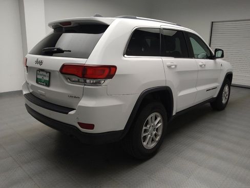 Used 2020 Jeep Grand Cherokee Laredo AWD/4WD image 9