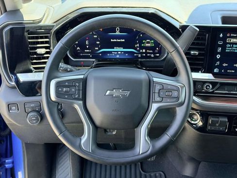 Used 2026 Chevrolet Silverado 1500 RST AWD/4WD image 18