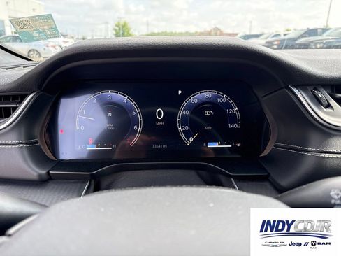 Used 2023 Jeep Grand Cherokee L Laredo AWD/4WD image 16