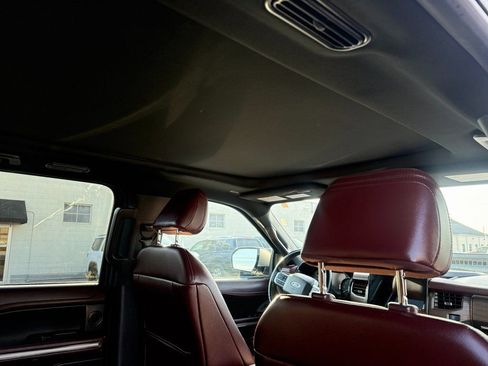 Used 2024 Ford Expedition Max Limited image 12