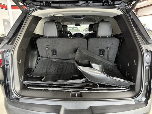Used 2019 Chevrolet Traverse LT w/ LPO, Floor Liner Package image 8