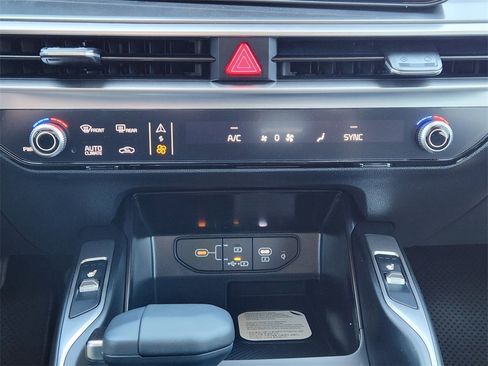 New 2026 Kia Sorento S image 14