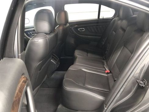 Used 2017 Ford Taurus Limited FWD image 25