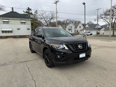 Used 2018 Nissan Pathfinder SL w/ Midnight Edition Package