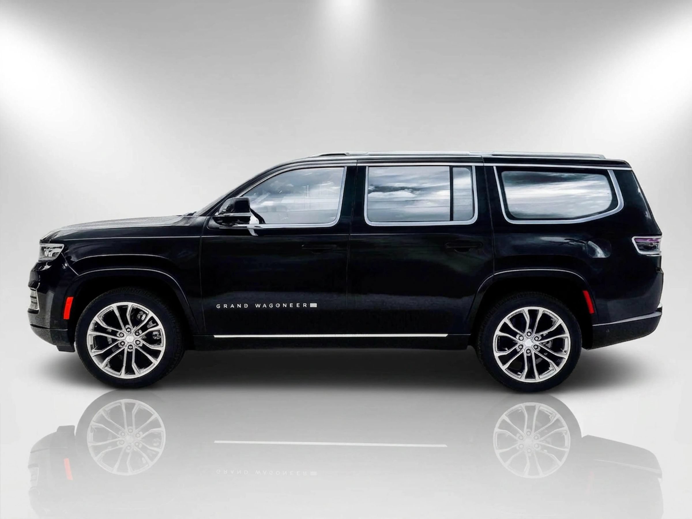 Used 2022 Jeep Grand Wagoneer Series II w/ Premium Group II AWD/4WD image 8