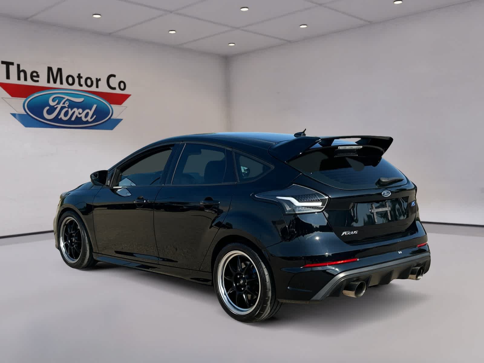 Used 2017 Ford Focus RS AWD/4WD image 7