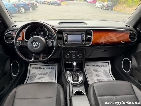 Used 2013 Volkswagen Beetle 2.5 Fender FWD image 17