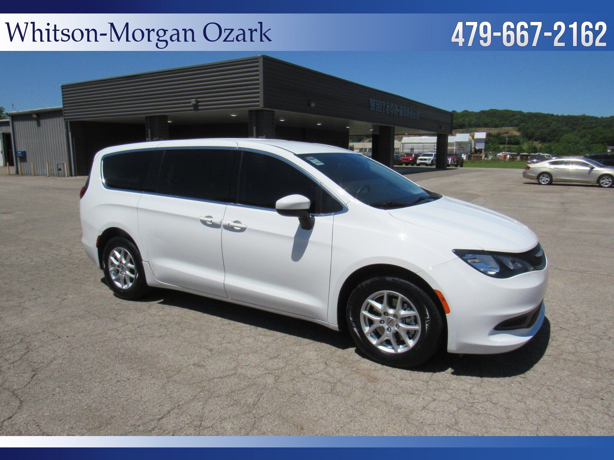 Used 2022 Chrysler Voyager LX FWD image 19