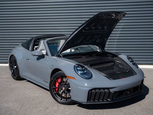 Certified 2025 Porsche 911 Targa 4 GTS image 27