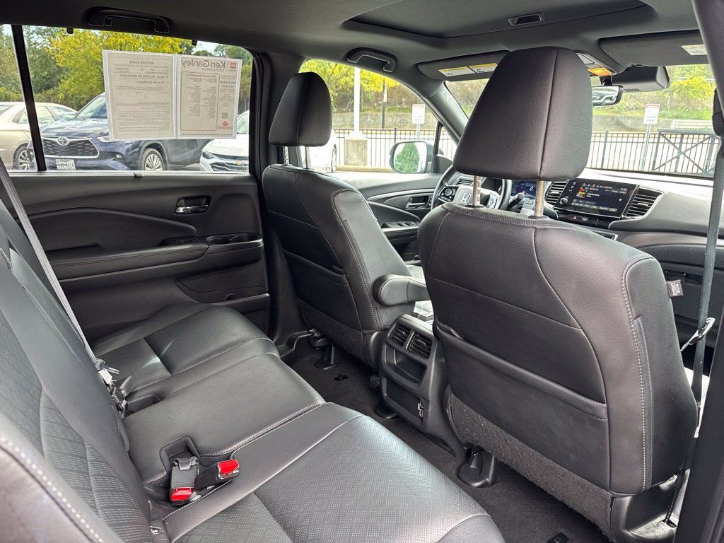 Used 2021 Honda Passport EX-L image 16