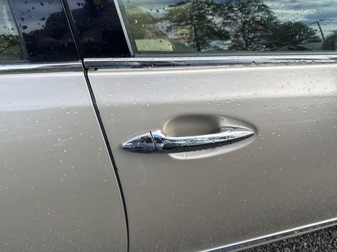 Used 2011 Lexus ES 350 image 7