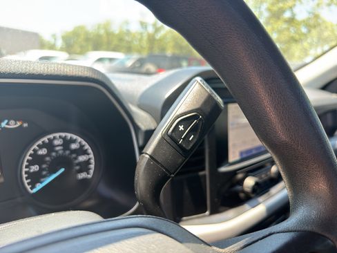 Used 2022 Ford F150 XL w/ Equipment Group 101A High AWD/4WD image 8
