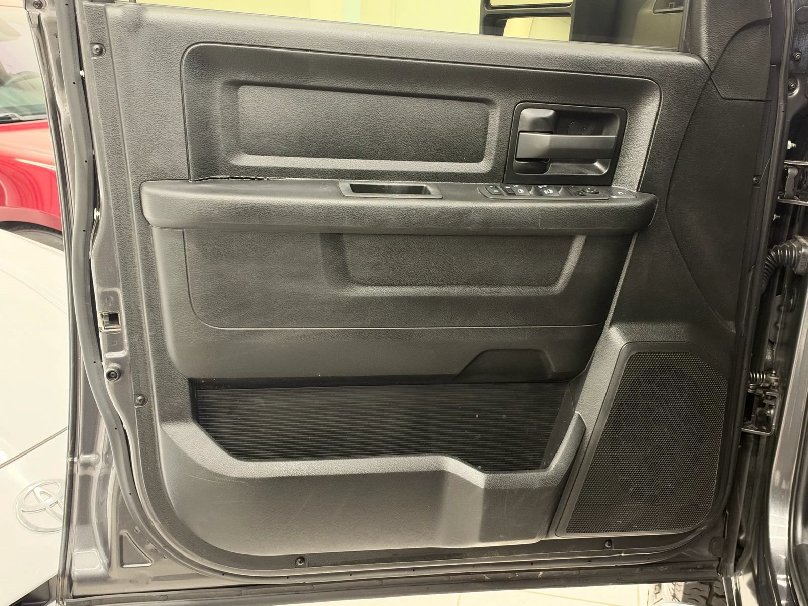Used 2023 RAM 2500 Tradesman AWD/4WD image 16