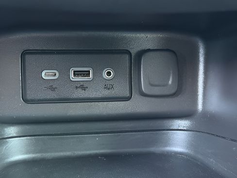 Used 2024 Chevrolet Equinox LT AWD/4WD image 14