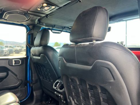 Used 2021 Jeep Wrangler Unlimited Rubicon AWD/4WD image 23