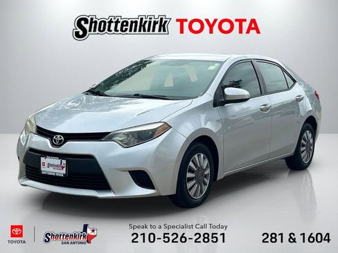 Used 2015 Toyota Corolla L FWD image 1