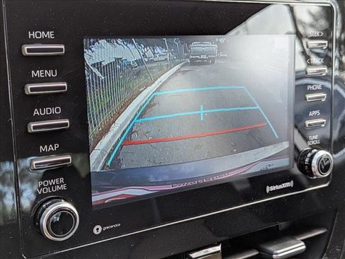 Used 2021 Toyota Camry LE image 13