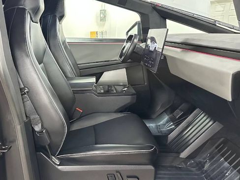 Used 2024 Tesla Cybertruck Cyberbeast image 5