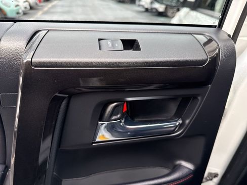 Used 2024 Toyota 4Runner TRD Off-Road Premium image 34