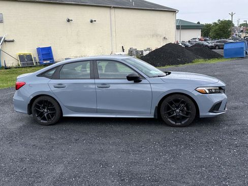 Used 2022 Honda Civic Sport image 9