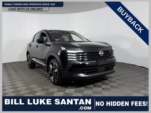 Used 2025 Nissan Kicks SR FWD image 1
