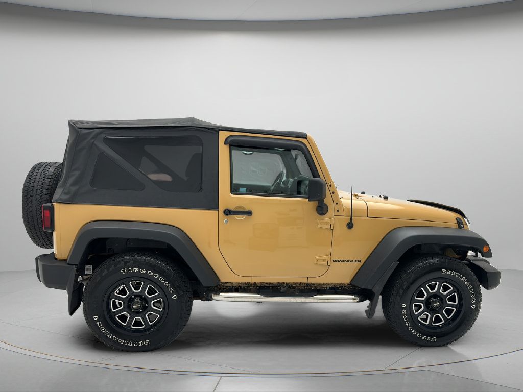 Used 2013 Jeep Wrangler Sport AWD/4WD image 6